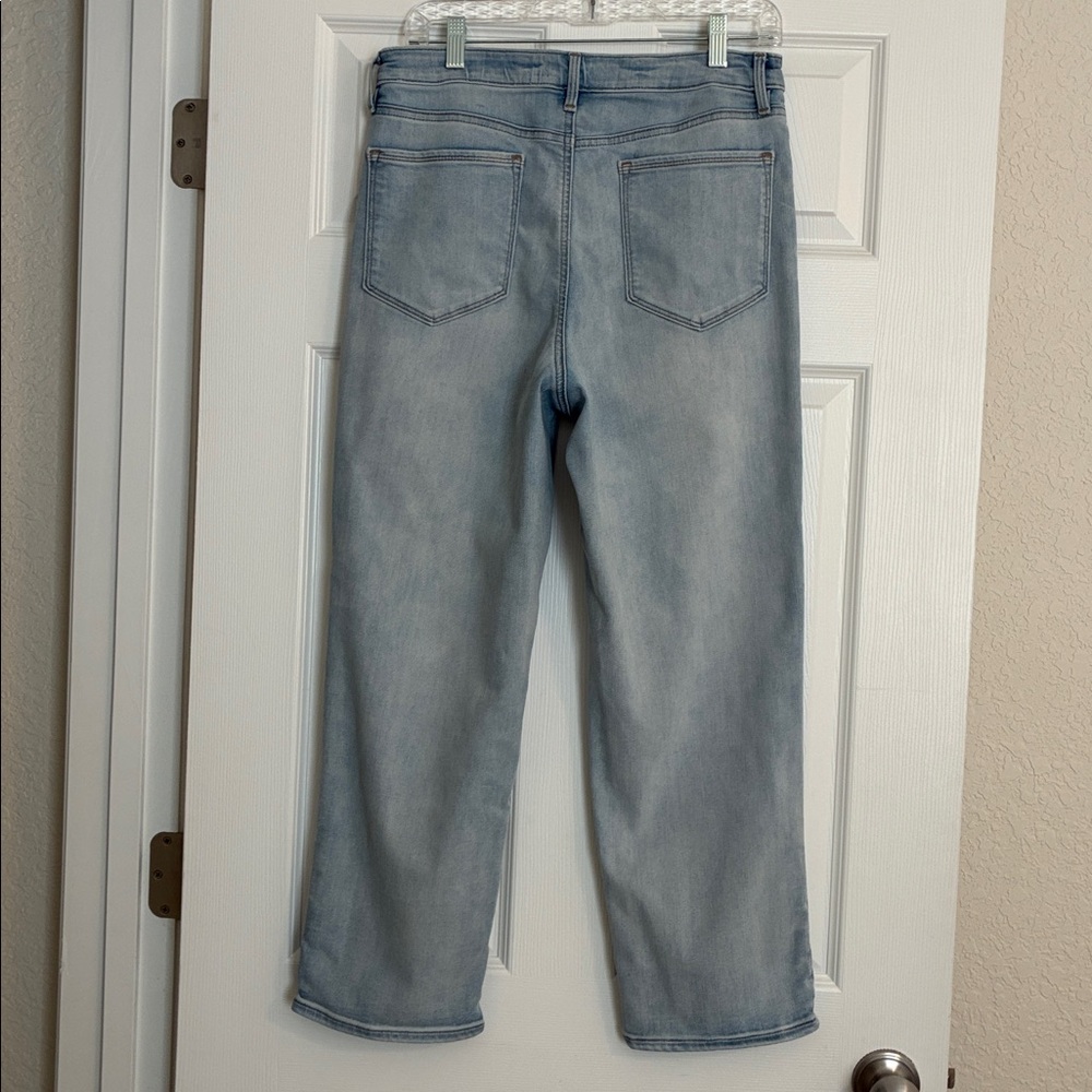 Athleta Women’s Straight Leg High Waist Light Wash Blue Jeans Size 10 - Picture 4 of 8